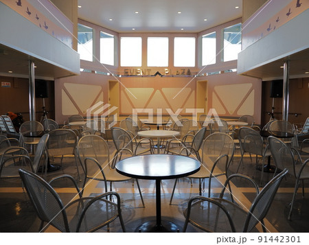 佐渡汽船（ときわ丸）　船内のイベントスペース 91442301