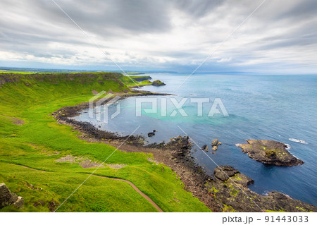 Portnaboe bay and North Antrim Cliff from Great Stookan, Giant's Causeway, UK Portnaboe bay and North Antrim Cliff from Great Stookan, Giant's Causeway, UK 91443033