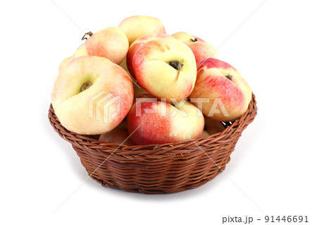 Flat peach (doughnut peach, donut peach, UFO peach, peento peach, saucer peach). Ancient Chinese variety "Pan tao". Delicacy 91446691