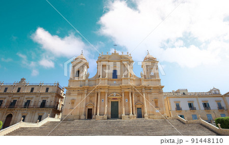 Duomo basilica, Noto, sicily, Italy 91448110