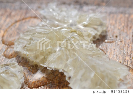 盛り上げ巣 超純粋蜂蜜 盛り上げ巣 超純粋蜂蜜 91453133