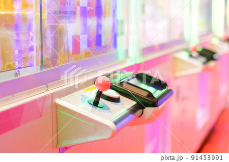 ゲームセンターのクレーンゲーム機 ゲームセンターのクレーンゲーム機 91453991