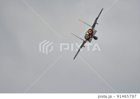 F-15 イーグル 戦闘機 機動飛行 91465797