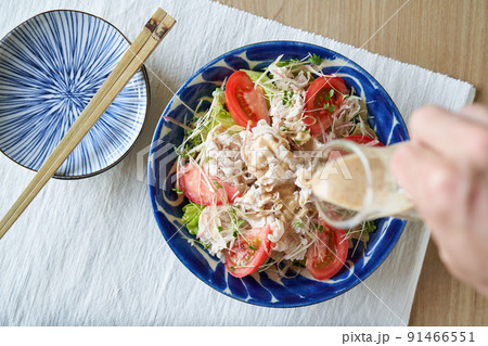 豚しゃぶサラダ 91466551