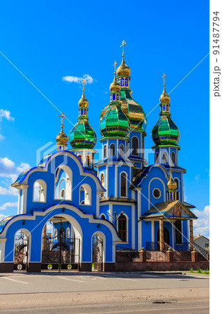 Cathedral of St. Vladimir in Pereyaslav, Ukraine Cathedral of St. Vladimir in Pereyaslav, Ukraine 91487794