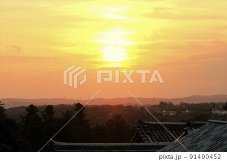奈良東大寺二月堂から見える夕景 奈良東大寺二月堂から見える夕景 91490452