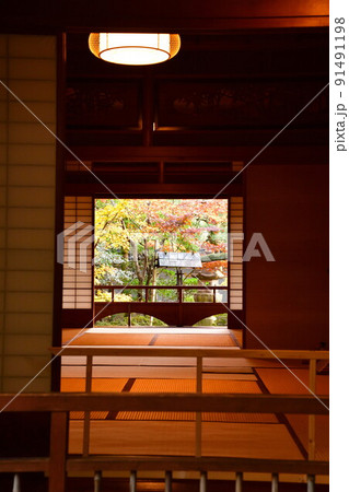 旧齋藤家別邸の紅葉(新潟県) 旧齋藤家別邸の紅葉(新潟県) 91491198