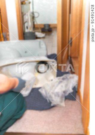トイレ修理　トイレのつまり　便器を外す　便器交換（ボケ表現） 91491428