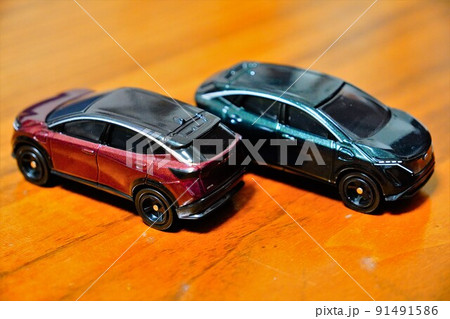 おもちゃのクルマ(電気自動車 日産アリア) おもちゃのクルマ(電気自動車 日産アリア) 91491586