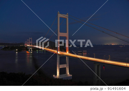 【糸山展望台より しまなみ海道を一望 (夜)】 愛媛県今治市小浦町 91491604