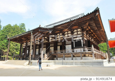 【高野町　真言宗の総本山　高野山金剛峯寺　金堂】 91491874