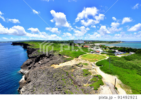 残波岬　残波岬灯台　残波岬灯台からの展望　沖縄本島最西端　沖縄県読谷村 91492921