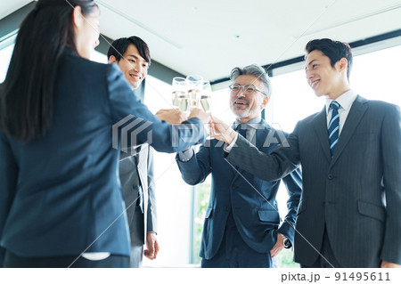 ビジネスパーティーイメージ 91495611