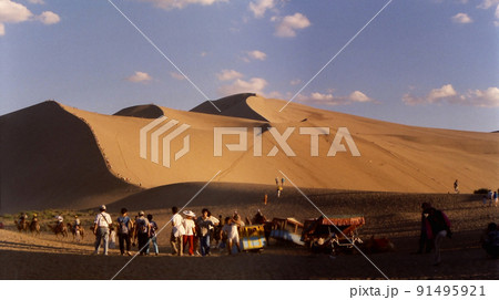 The Takla Makan Desert @Silkroad / 中国タクラマカン砂漠 The Takla Makan Desert @Silkroad / 中国タクラマカン砂漠 91495921