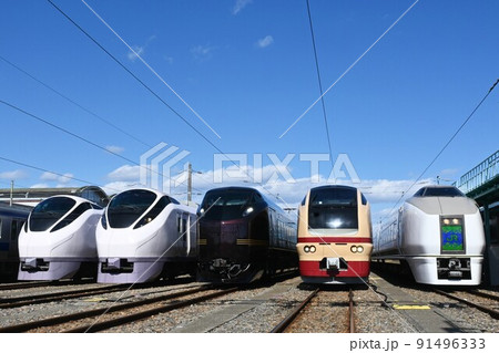 車両基地で並ぶ交直流特急形電車（E657系・E655系・E653系・651系） 91496333