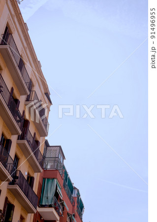 Urban copy space background 91496955