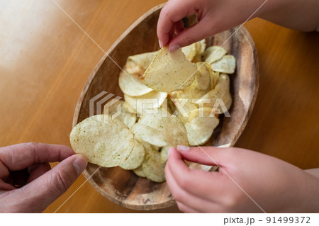 ポテトチップス ポテトチップス 91499372