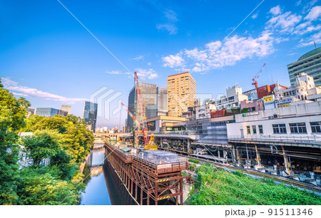 日本の東京都市景観 JR御茶ノ水駅改良工事などを望む 91511346
