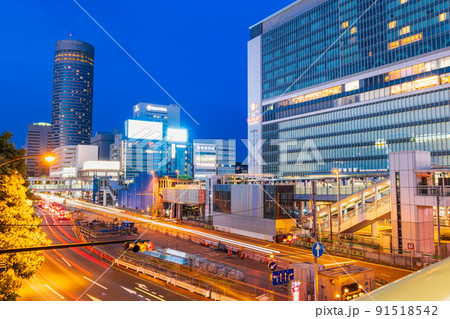 新横浜駅北口　夜景 91518542