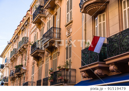 モナコ市街の街並み 91519479