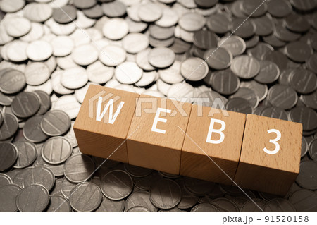 WEB3のイメージ｜「WEB3」と書かれたブロックとコイン 91520158