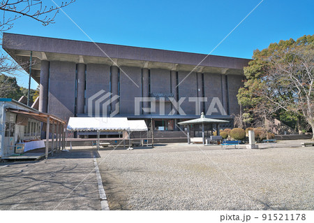 【香園寺】 (四国霊場第61番札所) 愛媛県西条市小松町南川甲 【香園寺】 (四国霊場第61番札所) 愛媛県西条市小松町南川甲 91521178