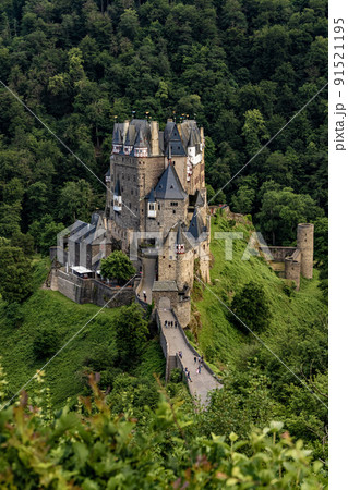 Medieval Eltz Castle - a famous landmark in Germany 91521195