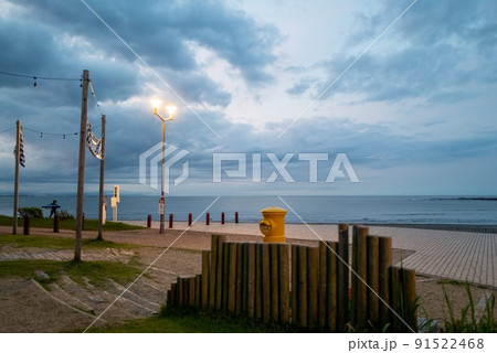 青島の夕暮れ 91522468