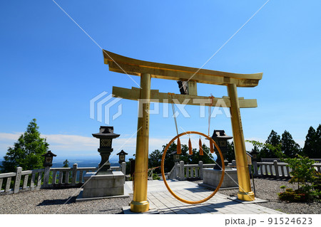 金色の鳥居 <秋葉山> 金色の鳥居 <秋葉山> 91524623