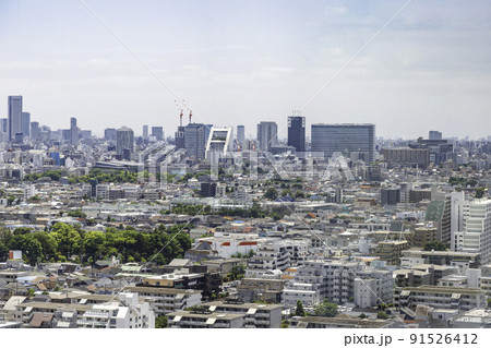 練馬区役所から見た中野方面のビル群 91526412