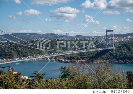 ISTANBUL, TURKEY - OCTOBER 12 ,2021 ISTANBUL, TURKEY - OCTOBER 12 ,2021 91527840