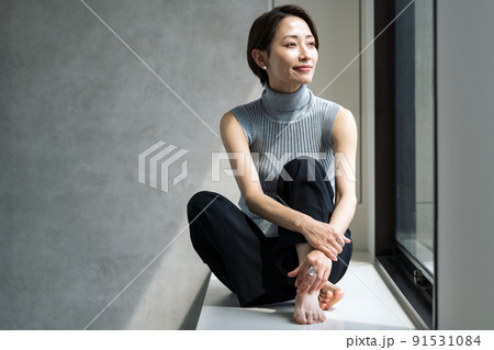 ミドル女性のポートレート ミドル女性のポートレート 91531084