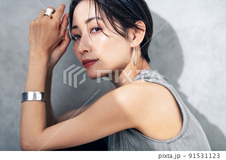 ミドル女性のポートレート ミドル女性のポートレート 91531123