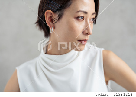 ミドル女性のポートレート ミドル女性のポートレート 91531212