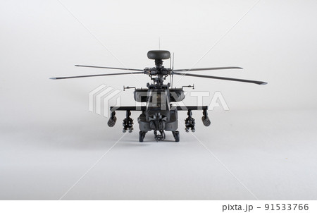 プラモデル　AH-64D アパッチ ロングボウ　1/48スケール　白バック 91533766