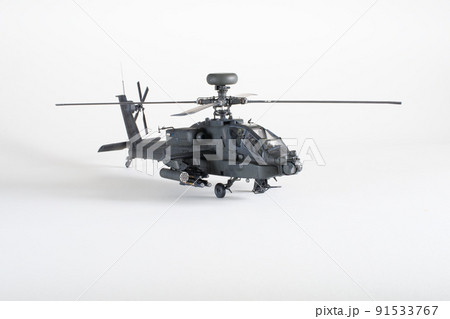 プラモデル　AH-64D アパッチ ロングボウ　1/48スケール　白バック 91533767