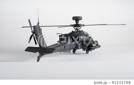 プラモデル AH-64D アパッチ ロングボウ 1/48スケール 白バック プラモデル AH-64D アパッチ ロングボウ 1/48スケール 白バック 91533768