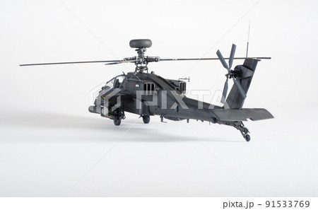 プラモデル AH-64D アパッチ ロングボウ 1/48スケール 白バック プラモデル AH-64D アパッチ ロングボウ 1/48スケール 白バック 91533769