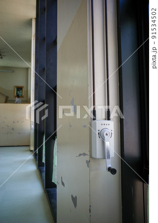 排煙オペレーター 91534502