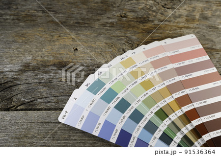 色見本帳で色を確認する 91536364