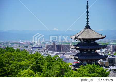 梅雨明けの爽やかな奈良市街県庁から興福寺・藤原京 梅雨明けの爽やかな奈良市街県庁から興福寺・藤原京 91539479