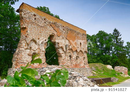 Ruins of medieval castle in Viljandi, Estonia in summer sunny day. 91541027
