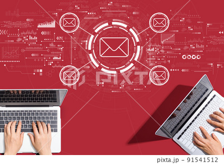 Email concept with people working together 91541512