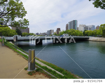 元安川と平和大橋(広島県広島市) 91541704