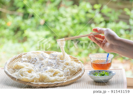 夏の定番冷しそうめん 夏の定番冷しそうめん 91543159