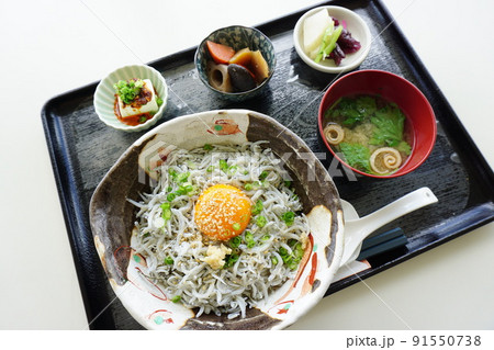釜揚げしらす丼 91550738