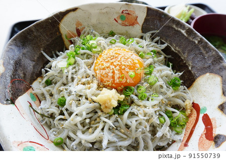 釜揚げしらす丼 釜揚げしらす丼 91550739