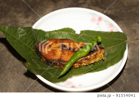 fried Hilsa fish on kitchen fried Hilsa fish on kitchen 91554041