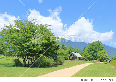 夏の安曇野ちひろ公園 91554194