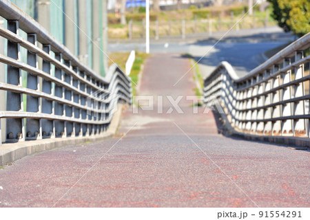 児島湾大橋の歩道（岡山市） 91554291